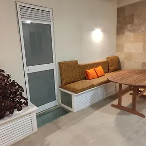 https://aquamarine-sea-front-apartments-elevated-ground-floor.hotelssaintjulians.com